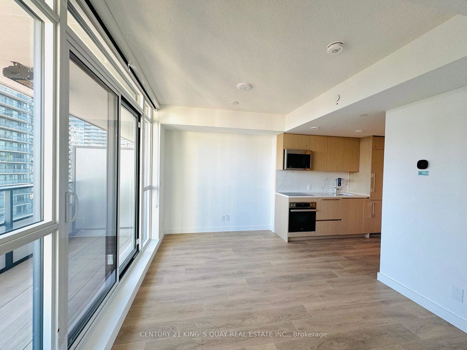 38-widmer-street-toronto-toronto-ontario-c13796398