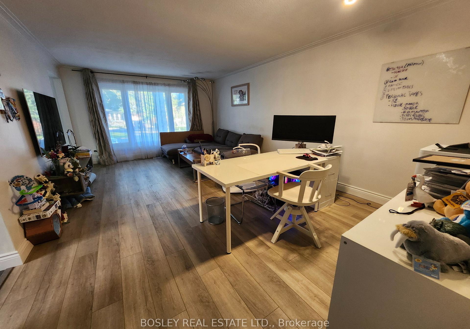 37-summerside-crescent-toronto-north-york-ontario-c13796650