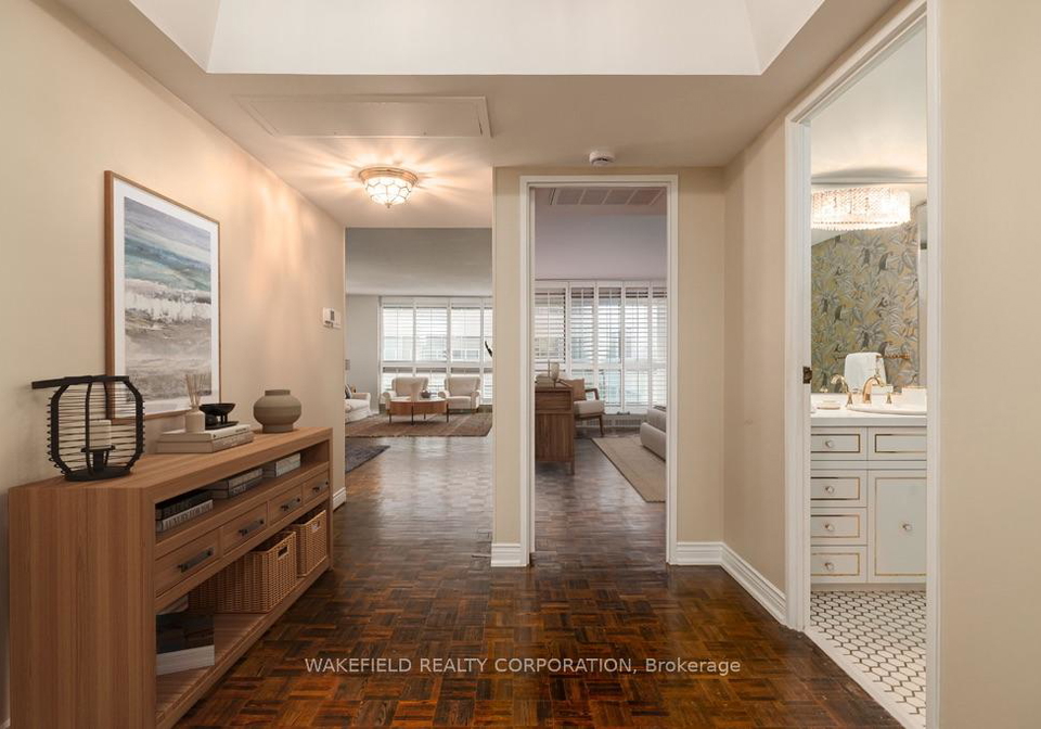 61-st-clair-avenue-w-toronto-toronto-ontario-c13796700
