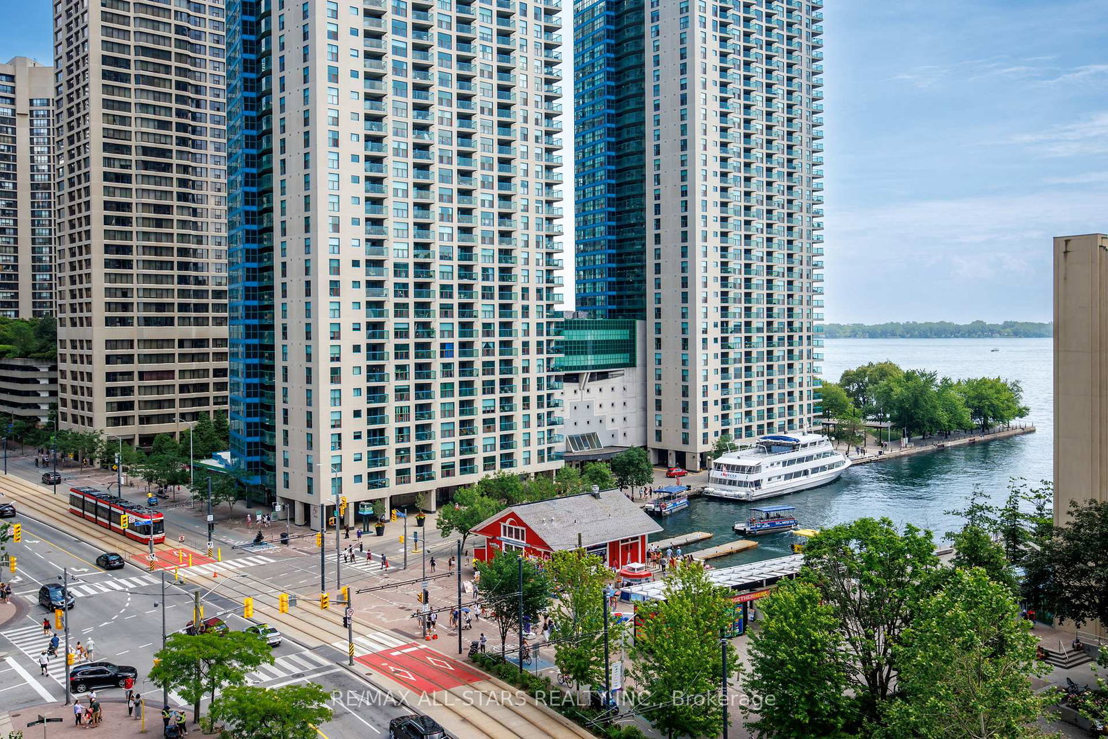 208-queens-quay-w-toronto-toronto-ontario-c13797056