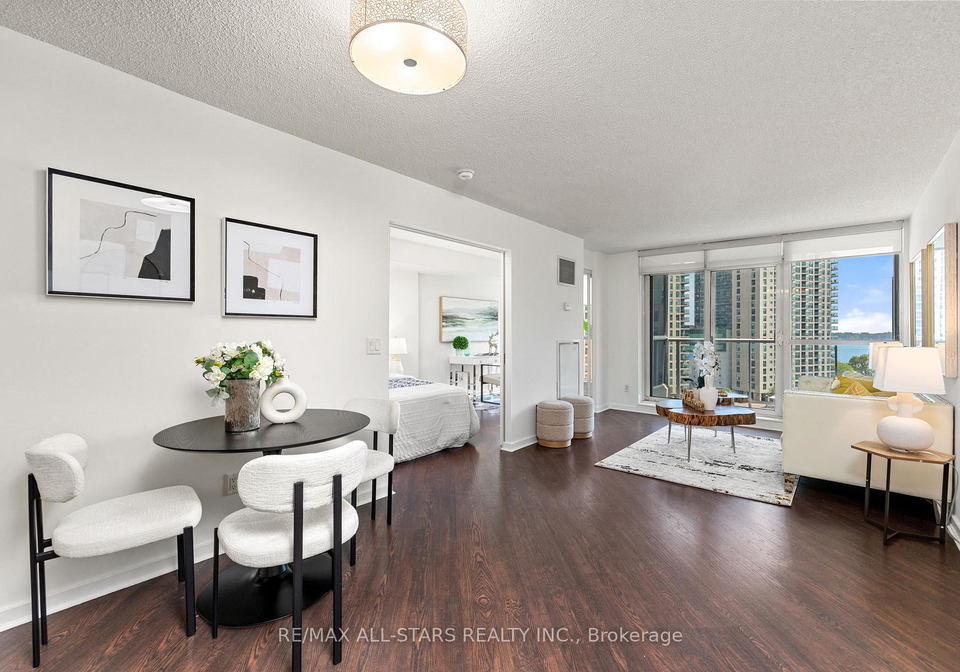 208-queens-quay-w-toronto-toronto-ontario-c13797056