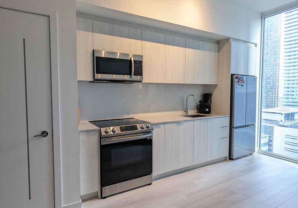 357-king-street-w-toronto-toronto-ontario-c13797318