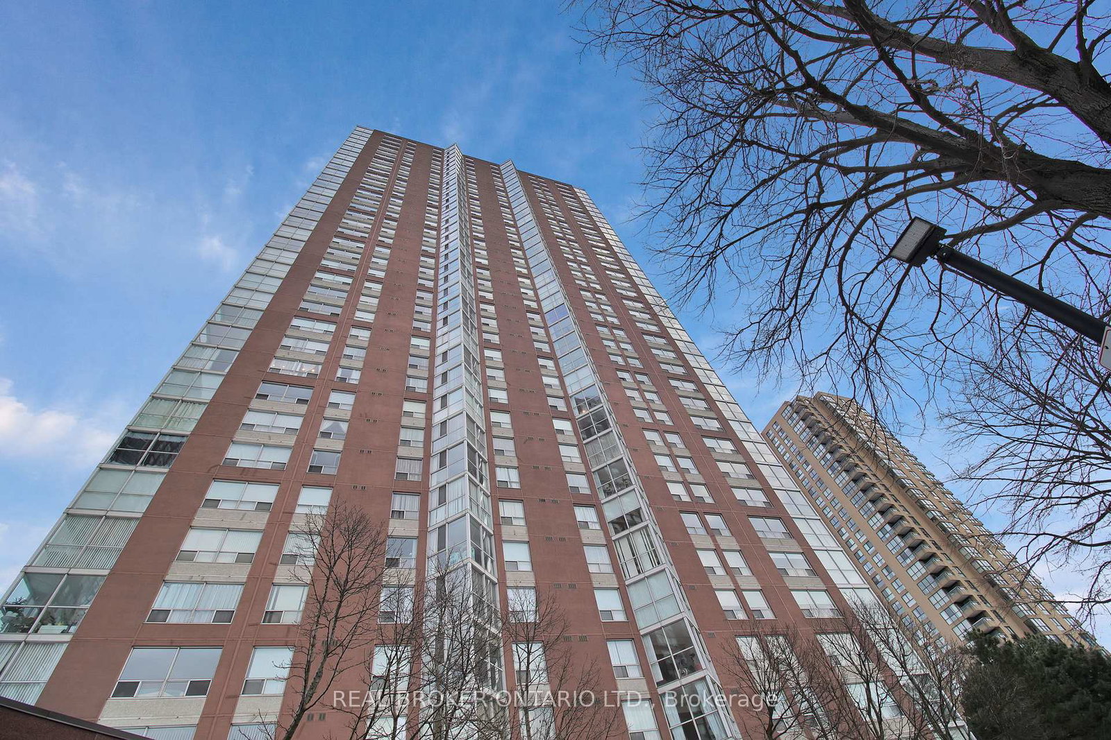 5-concorde-place-toronto-north-york-ontario-c13797478