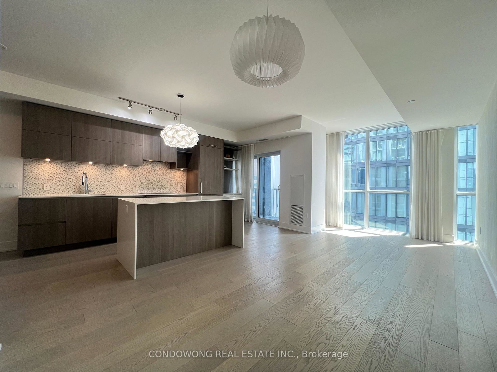 1-yorkville-avenue-toronto-toronto-ontario-c13797878