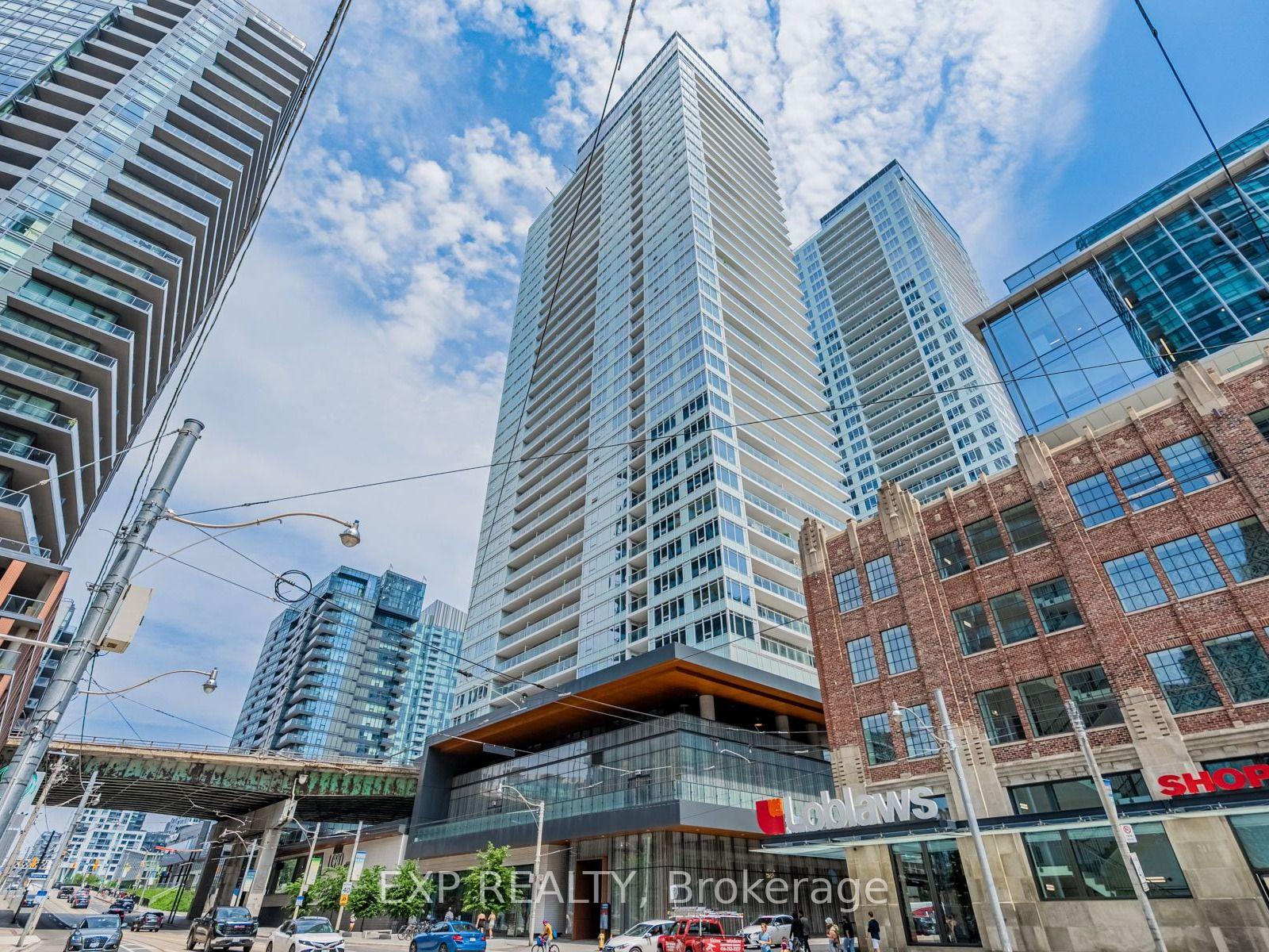 19-bathurst-street-toronto-toronto-ontario-c13798418
