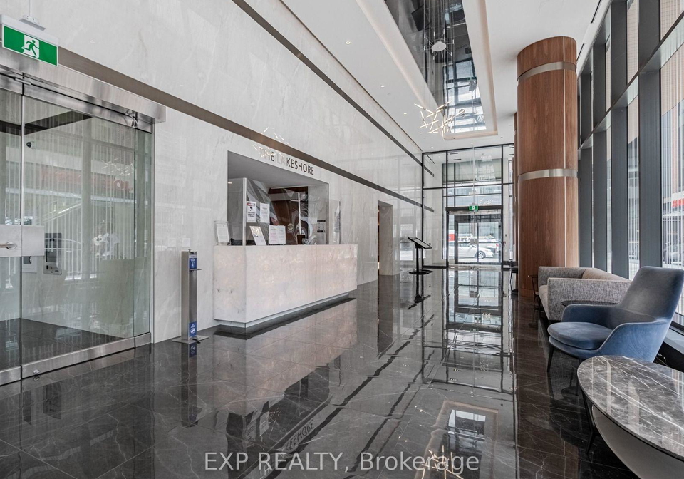 19-bathurst-street-toronto-toronto-ontario-c13798418