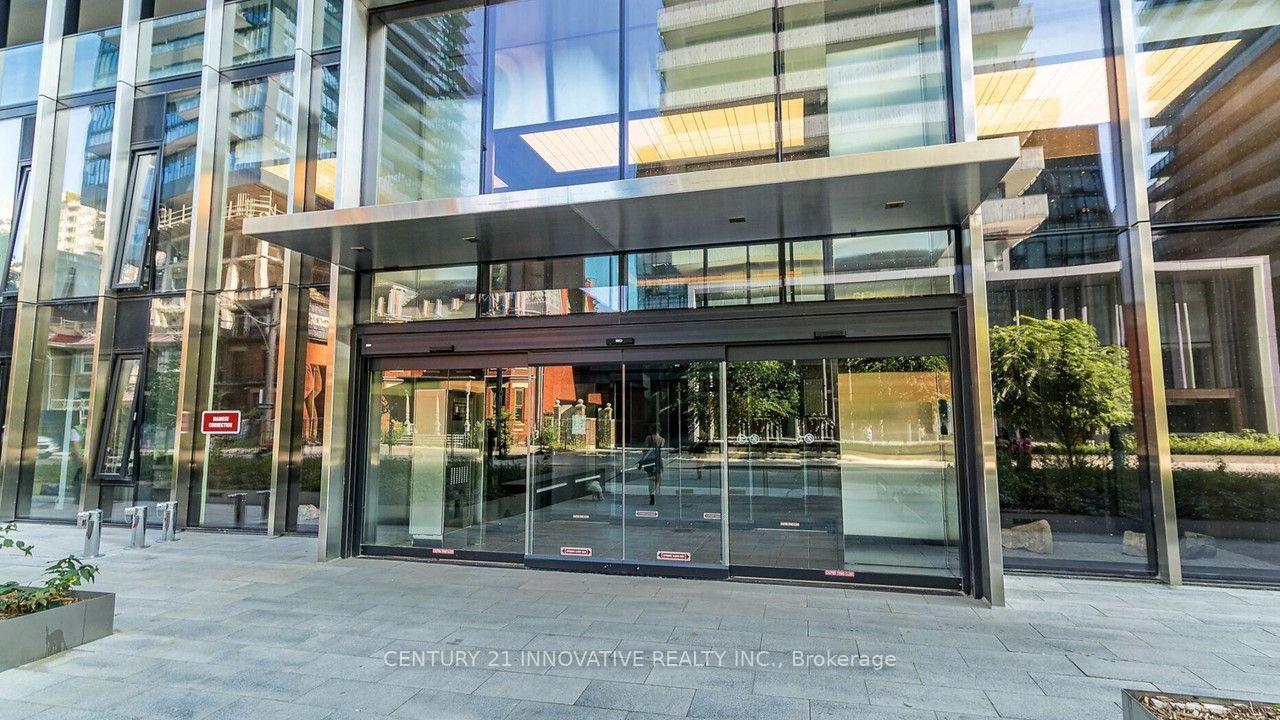 55-charles-street-e-toronto-toronto-ontario-c13798736