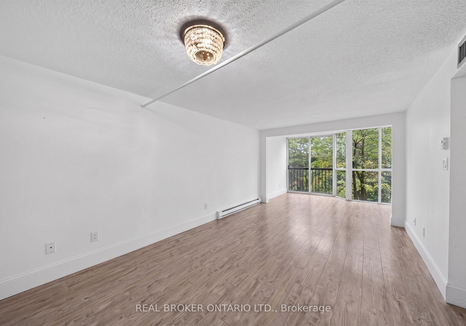 5795-yonge-street-toronto-north-york-ontario-c13799010