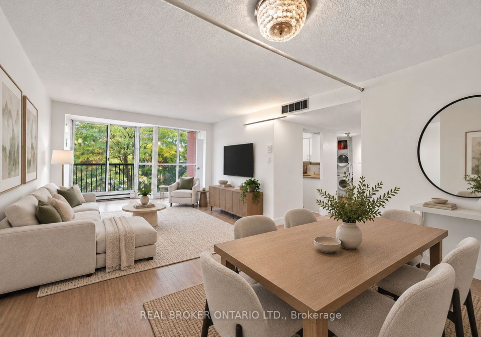 5795-yonge-street-toronto-north-york-ontario-c13799010