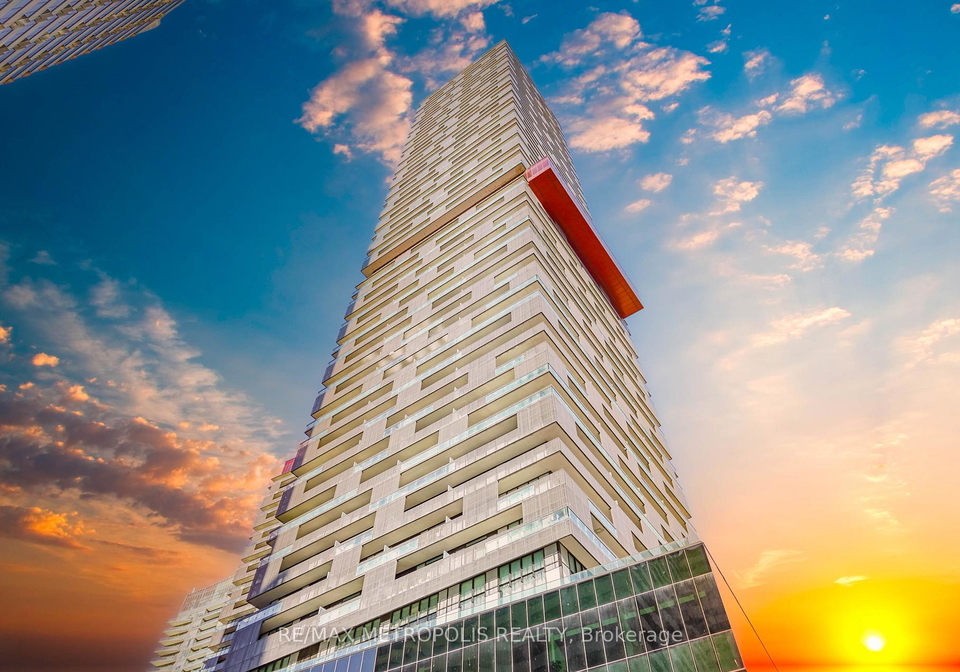 8-eglinton-avenue-e-toronto-toronto-ontario-c13799178