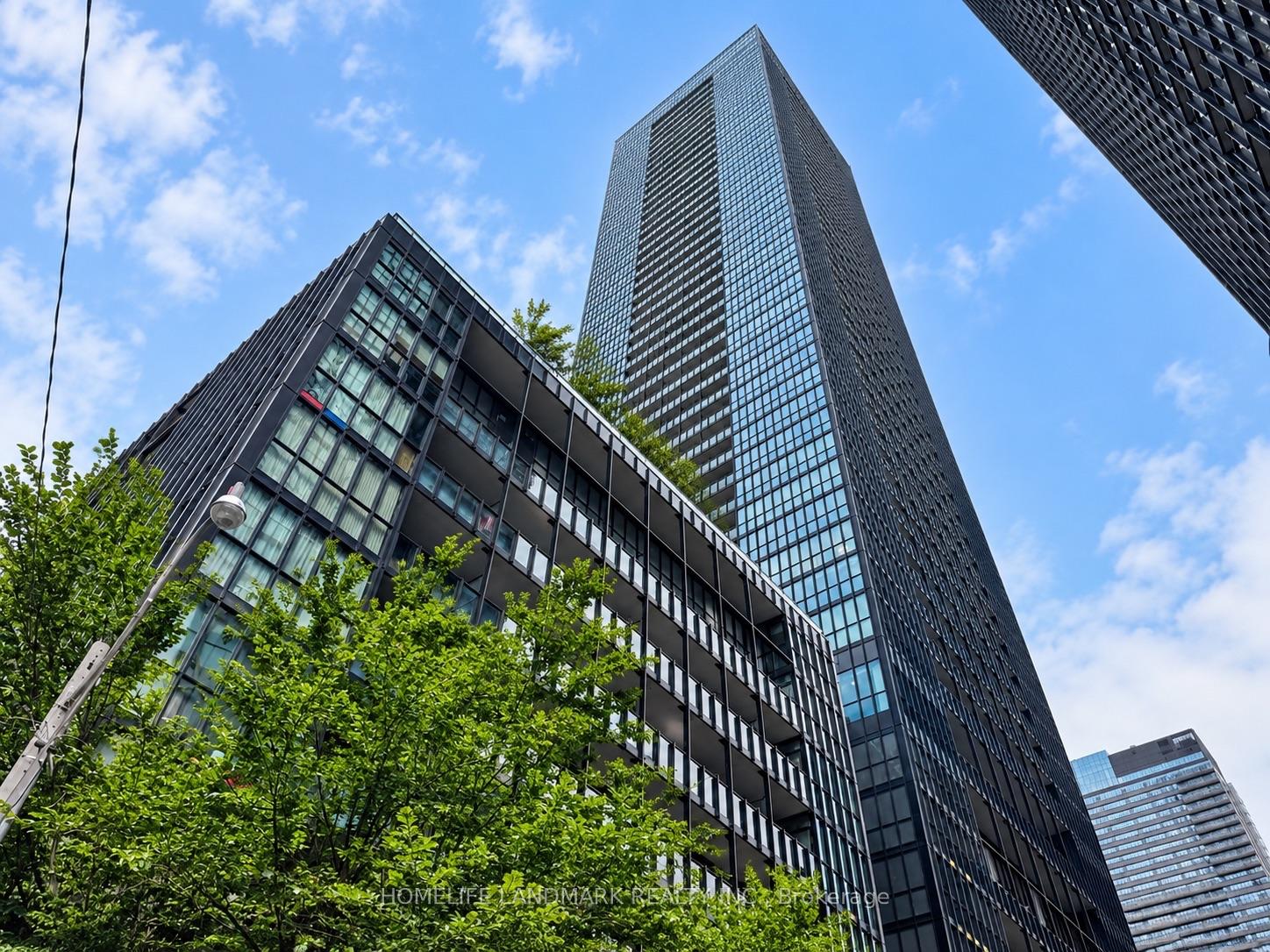101-charles-street-e-toronto-toronto-ontario-c13799942