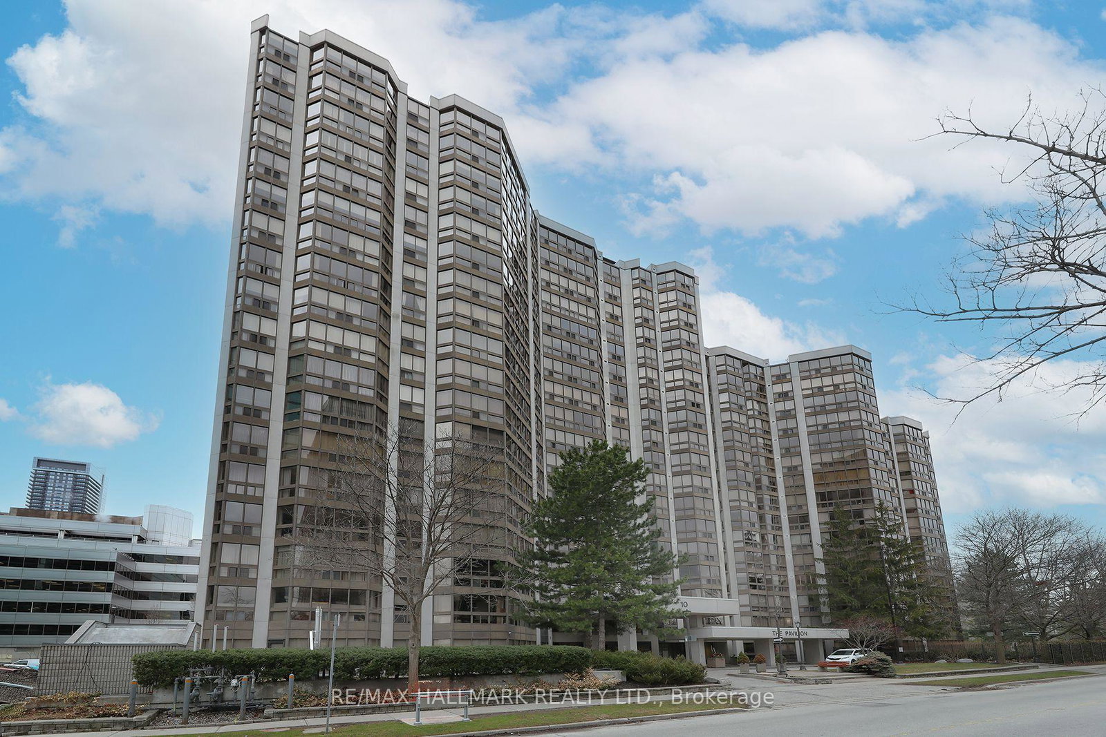 10-kenneth-avenue-toronto-north-york-ontario-c13800062