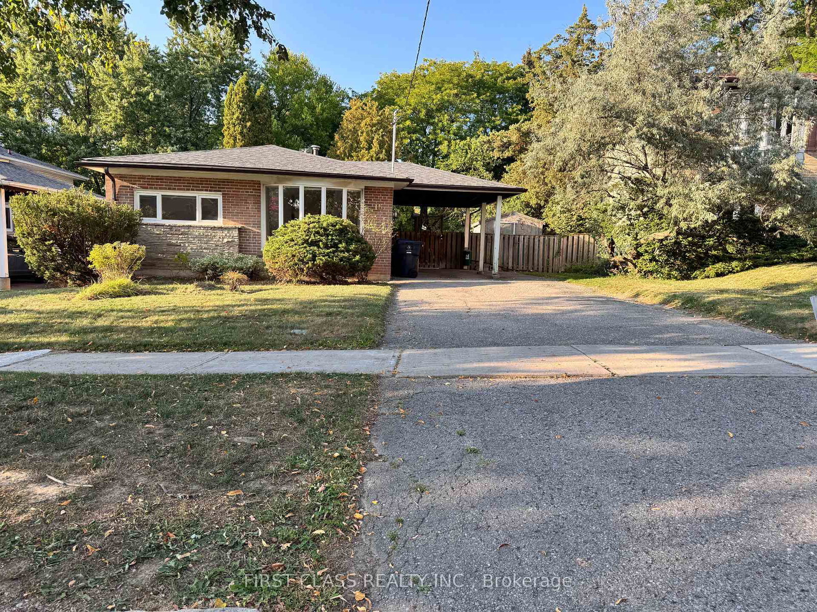 16-trailside-drive-toronto-north-york-ontario-c13800676