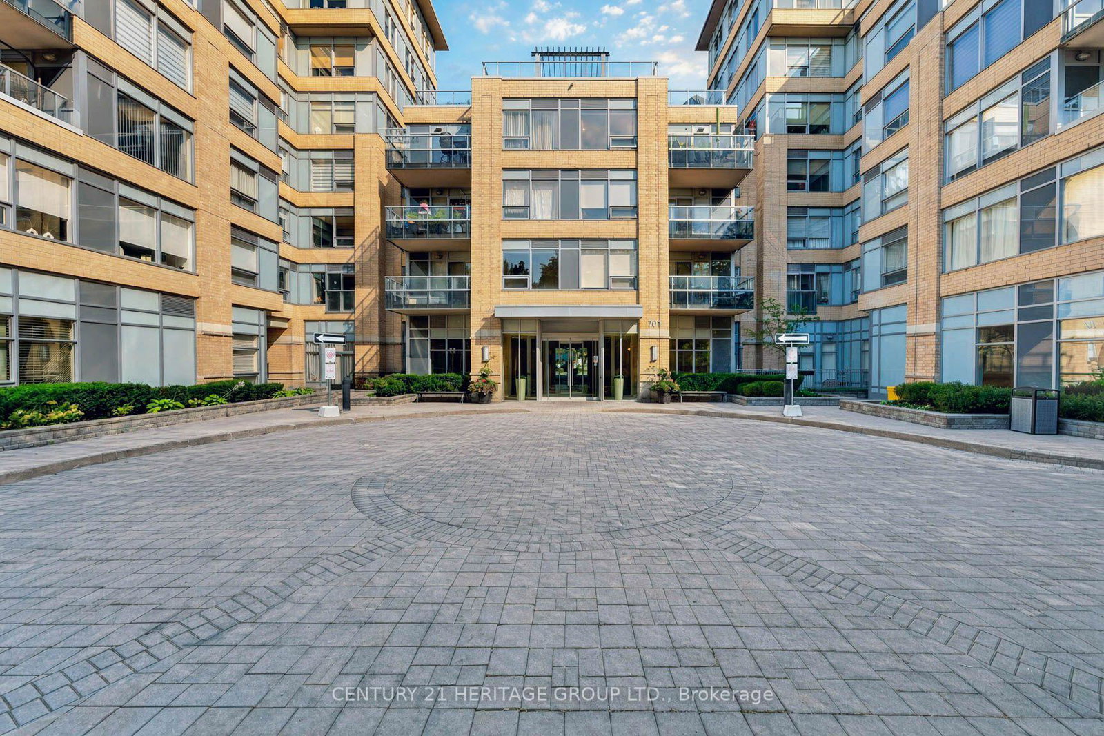 701-sheppard-avenue-w-toronto-toronto-ontario-c13801086