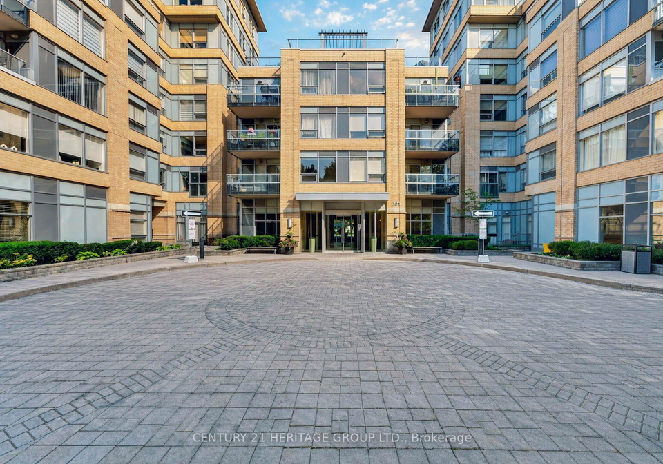 701-sheppard-avenue-w-toronto-toronto-ontario-c13801086