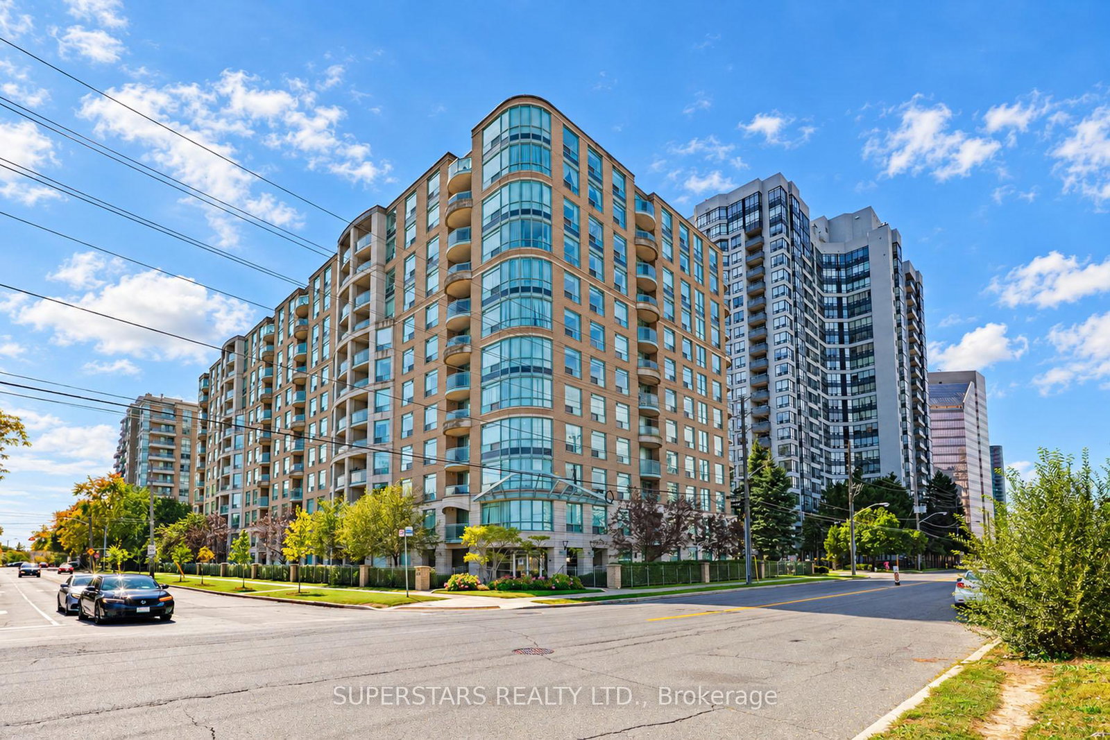 28-pemberton-avenue-toronto-north-york-ontario-c13801122