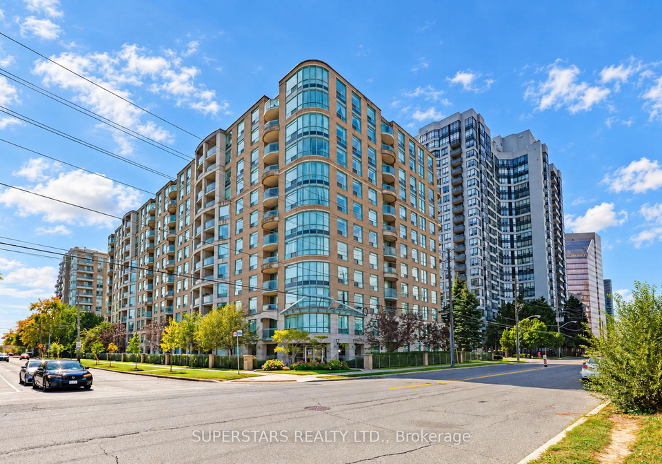 28-pemberton-avenue-toronto-north-york-ontario-c13801122