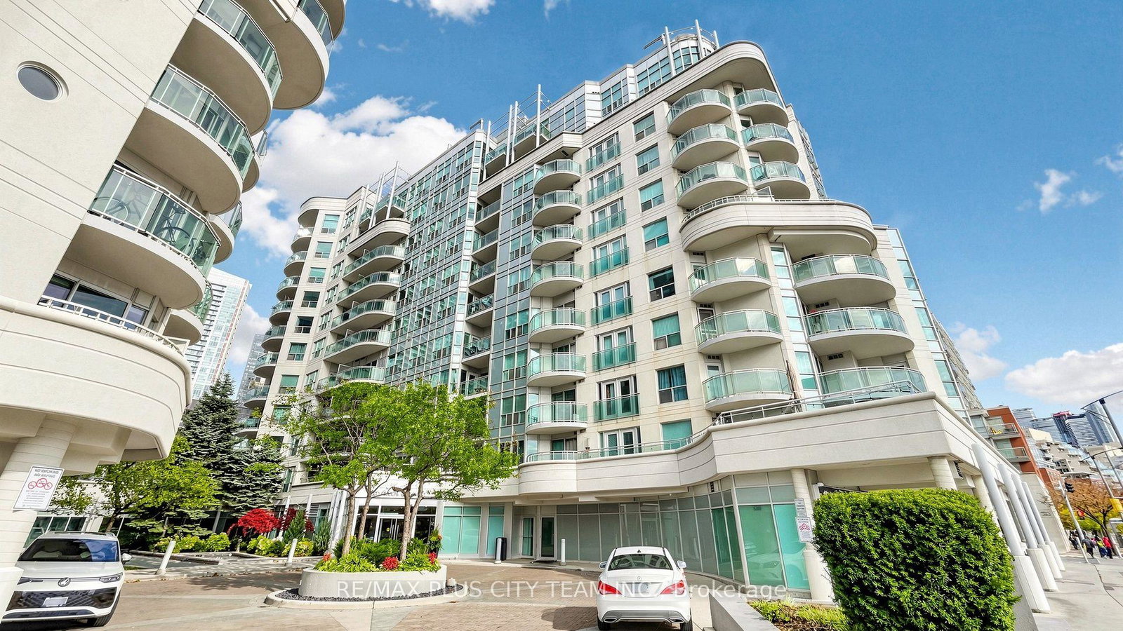 600-queens-quay-w-toronto-toronto-ontario-c13801230