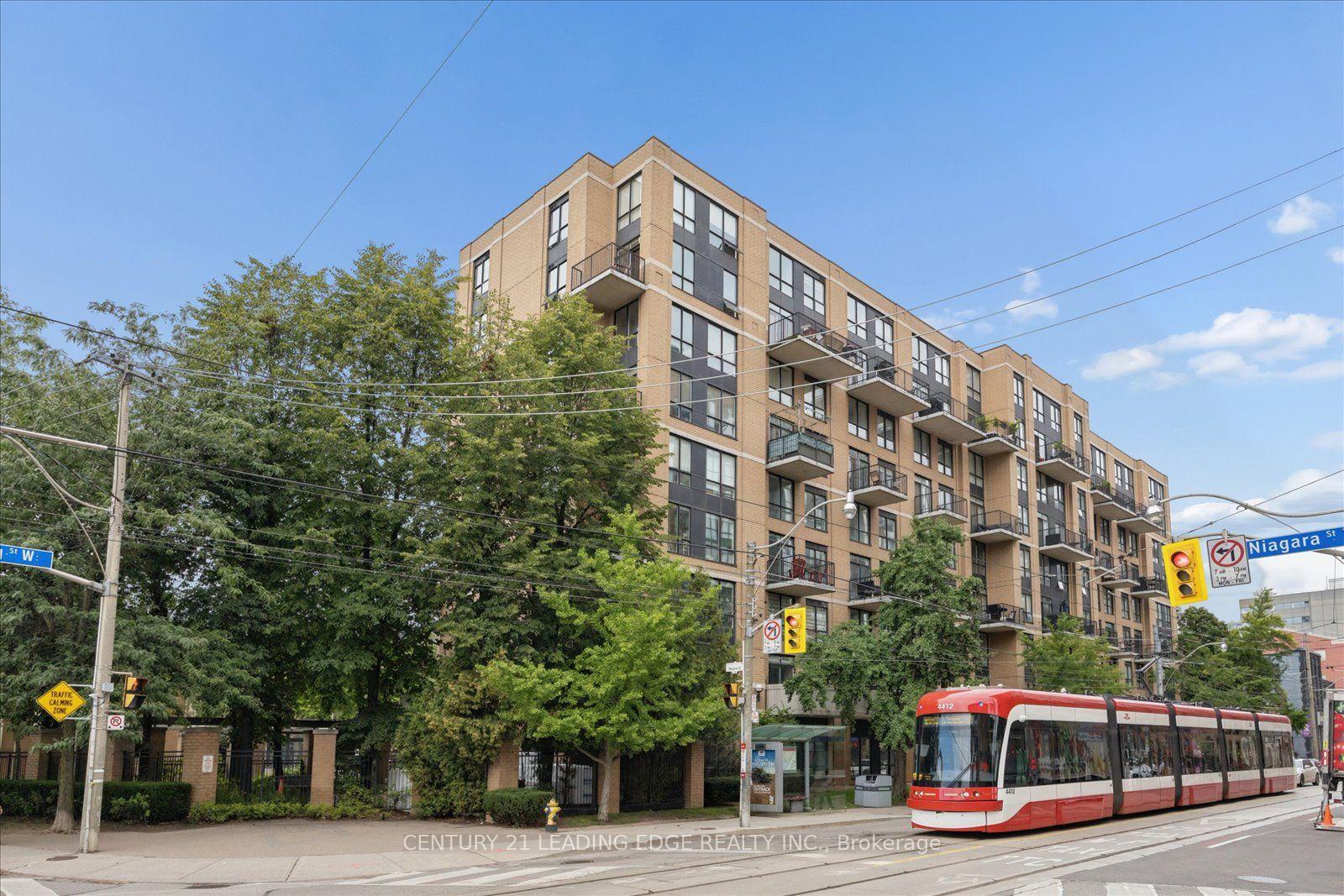 800-king-street-w-toronto-toronto-ontario-c13802682