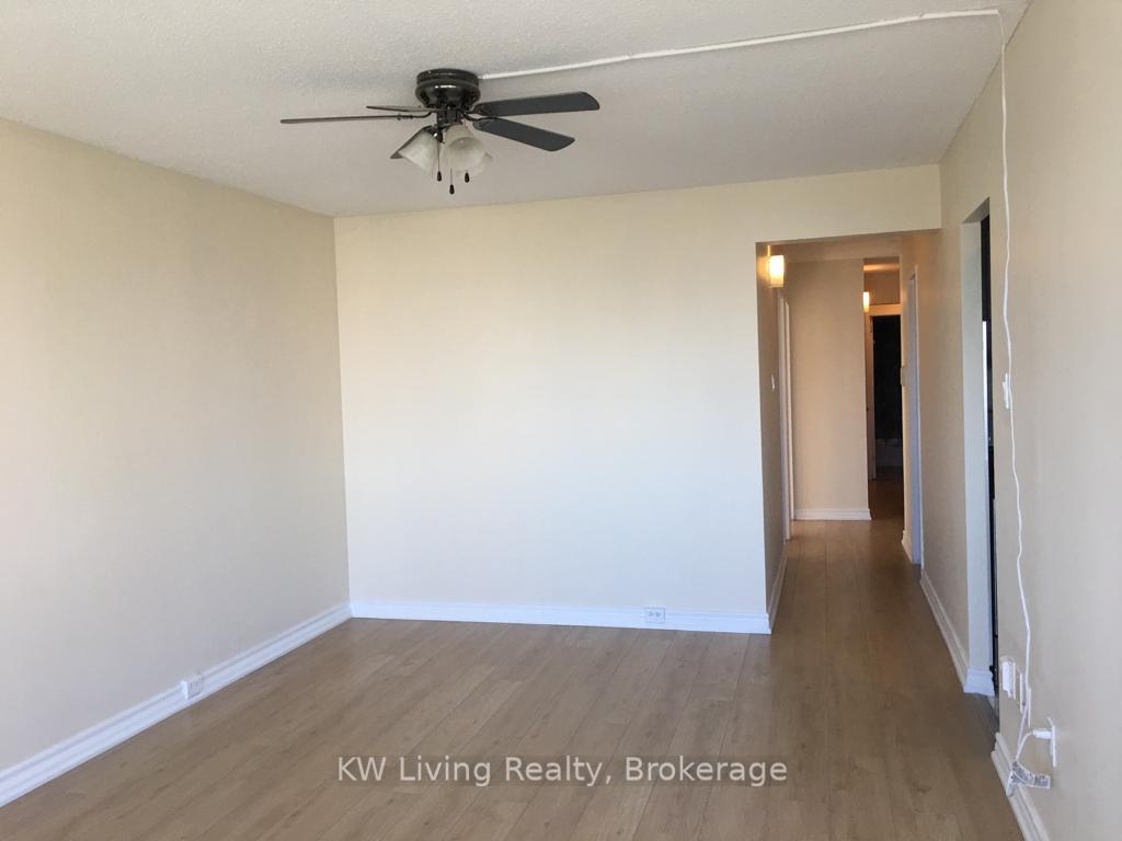 10-sunny-glenway-toronto-east-york-ontario-c13802852