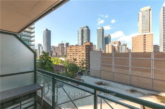 35-hayden-street-toronto-toronto-ontario-c13803382