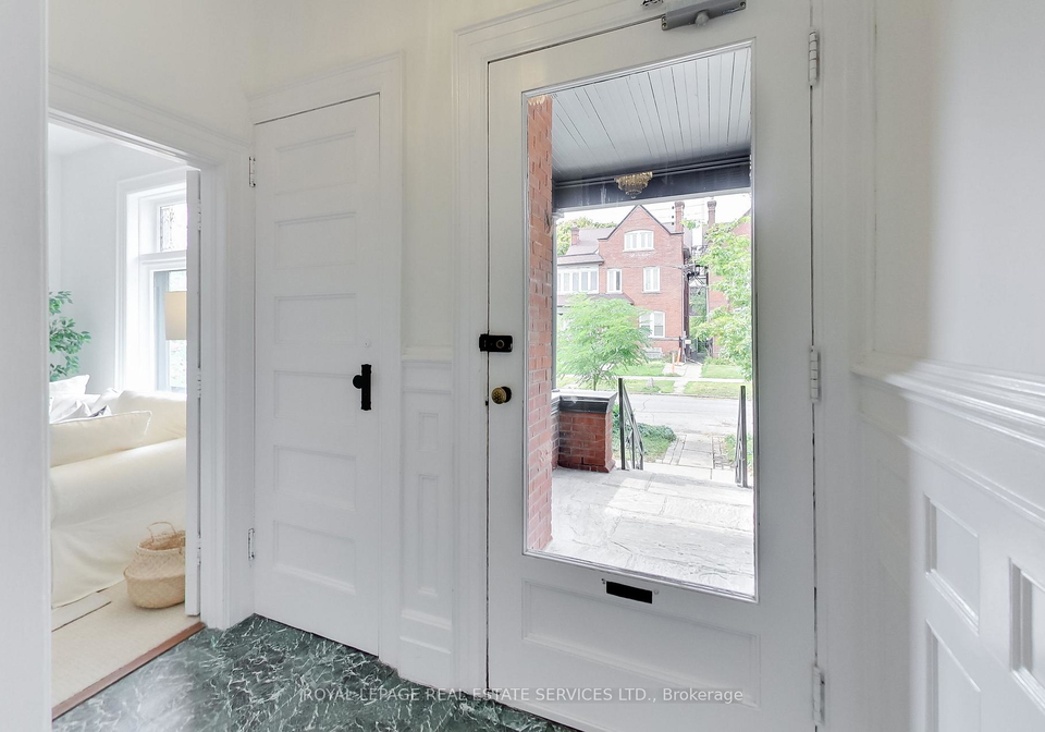 135-madison-avenue-toronto-toronto-ontario-c13804132