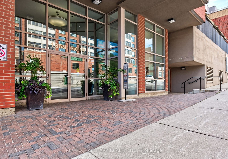 1369-bloor-street-w-toronto-toronto-ontario-c13804648