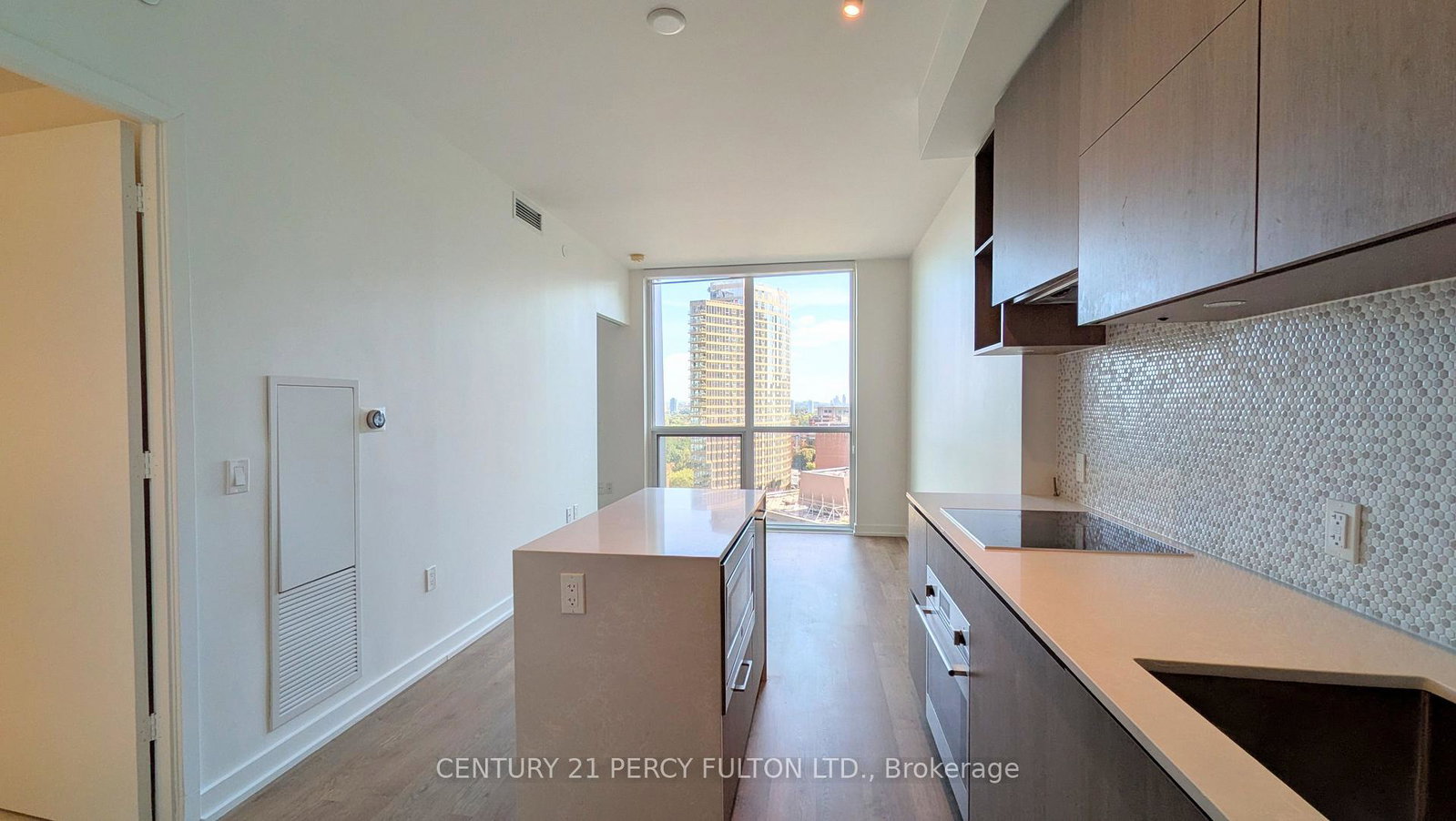 1-yorkville-avenue-toronto-toronto-ontario-c13805318