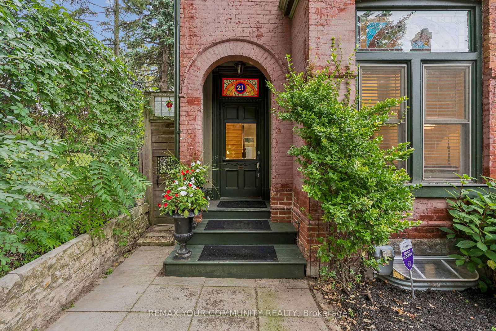 21-laurier-avenue-e-toronto-toronto-ontario-c13806058