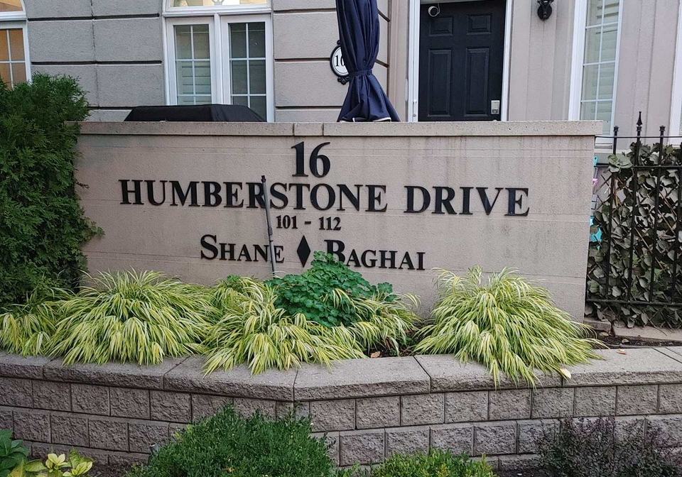 16-humberstone-drive-toronto-north-york-ontario-c13806086