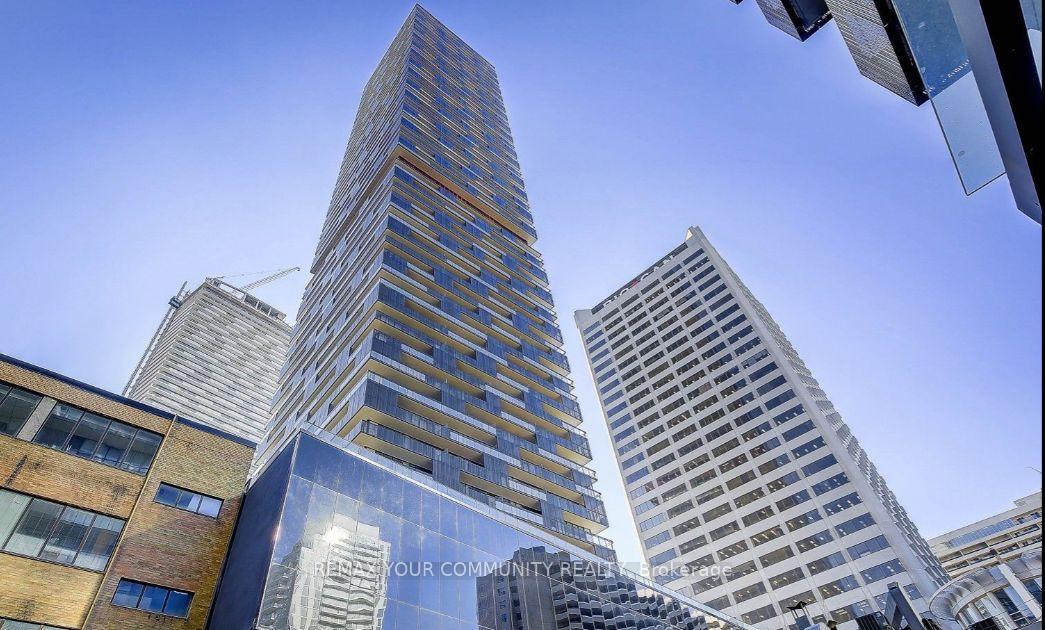 8-eglinton-avenue-e-toronto-toronto-ontario-c13806308