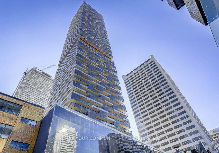 8-eglinton-avenue-e-toronto-toronto-ontario-c13806308