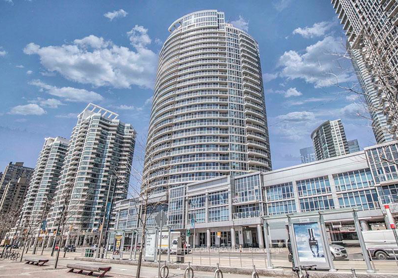218-queens-quay-w-toronto-toronto-ontario-c13806446