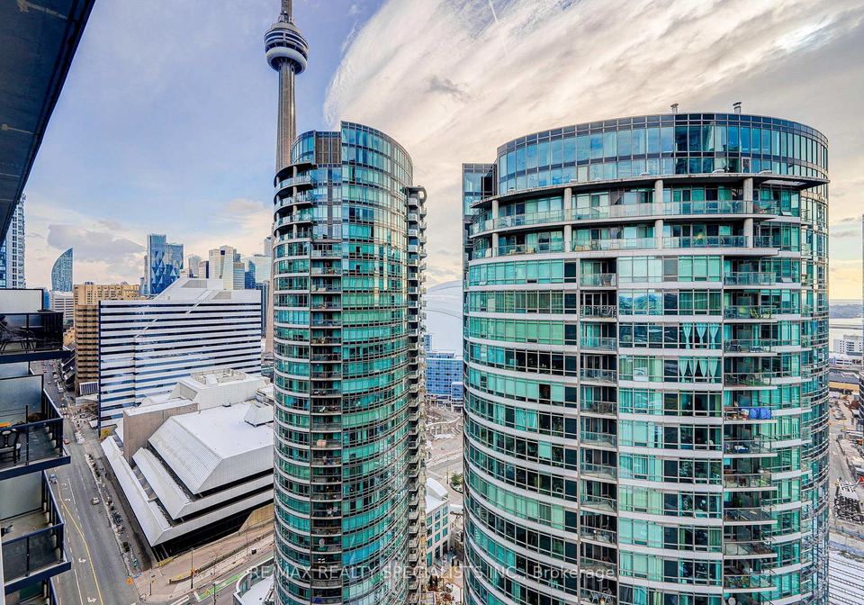352-front-street-toronto-toronto-ontario-c13806456