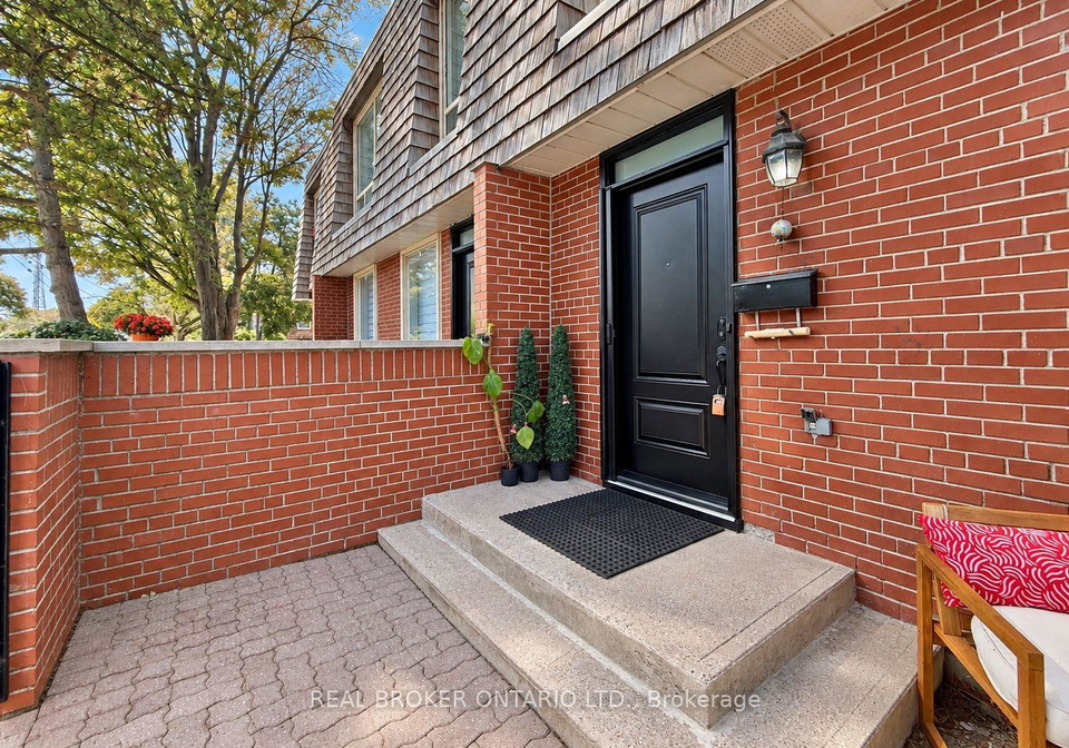 69-upper-canada-drive-toronto-north-york-ontario-c13806756