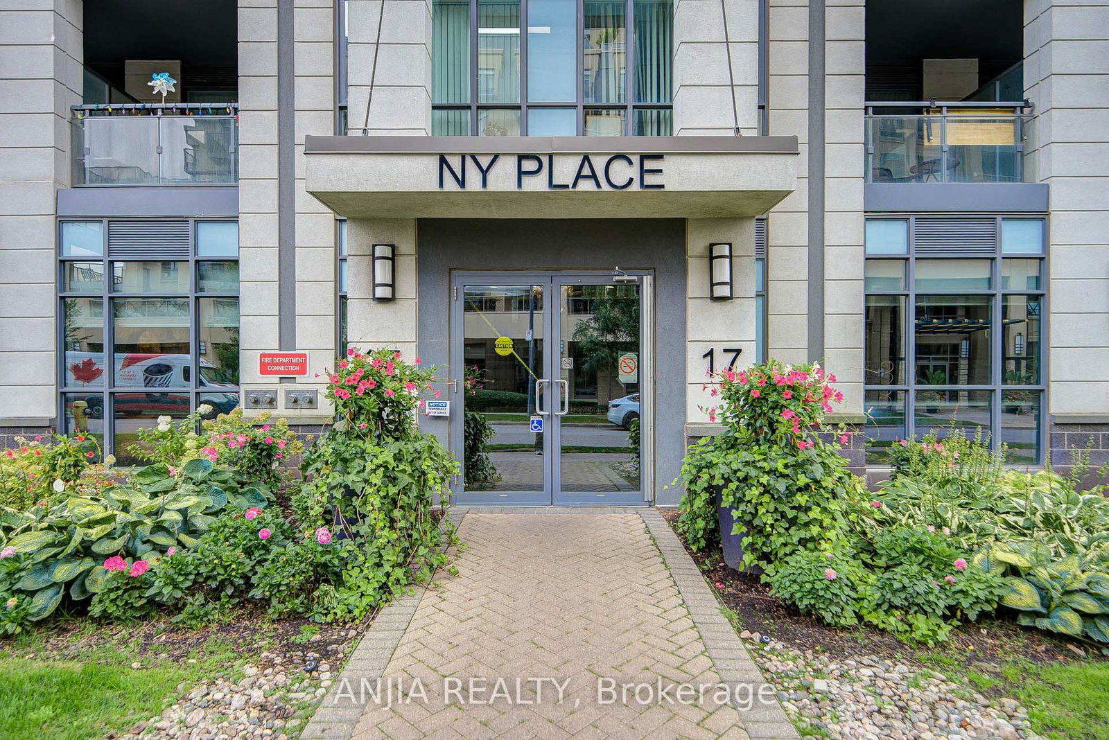 17-kenaston-gardens-toronto-north-york-ontario-c13806822