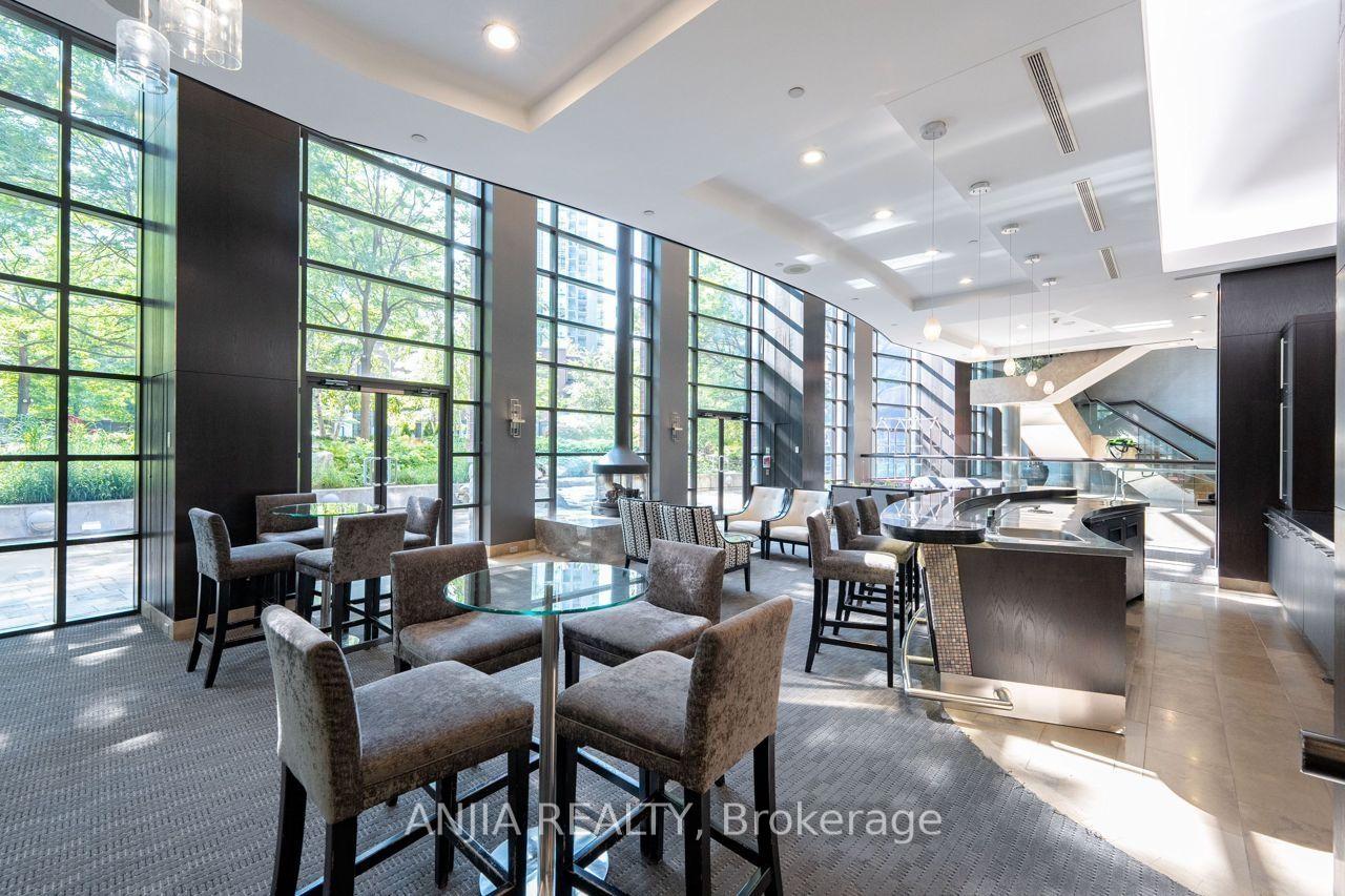 33-sheppard-avenue-toronto-north-york-ontario-c13806954