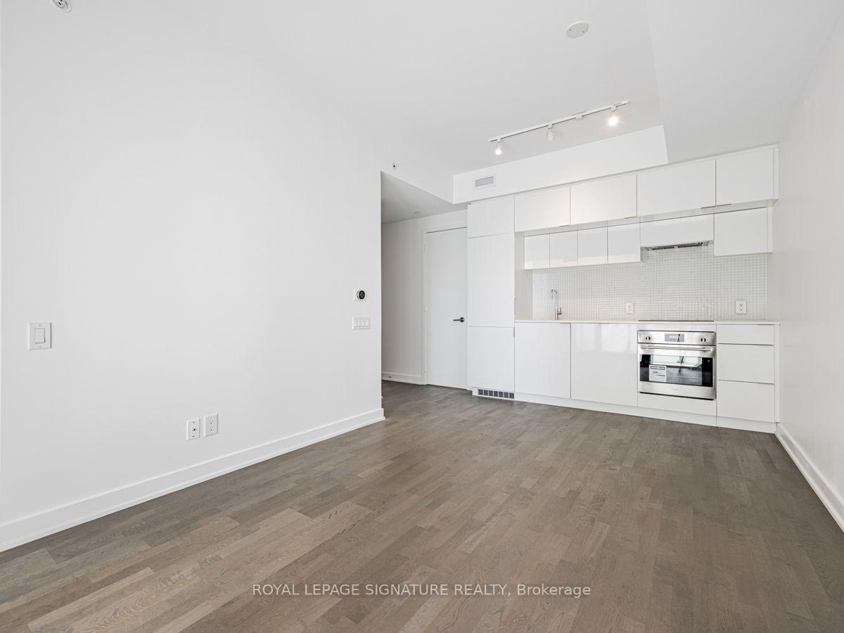 185-roehampton-avenue-toronto-toronto-ontario-c13807152
