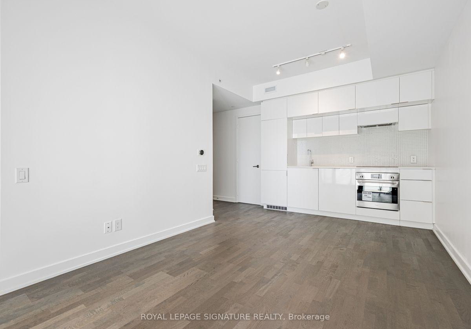 185-roehampton-avenue-toronto-toronto-ontario-c13807152