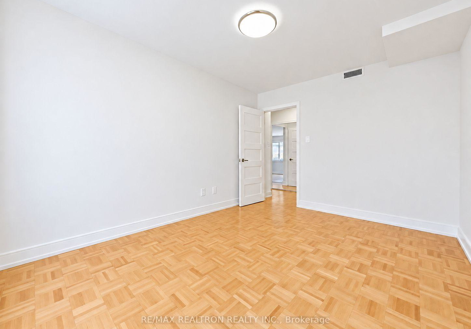 95-lawton-boulevard-toronto-toronto-ontario-c13807432