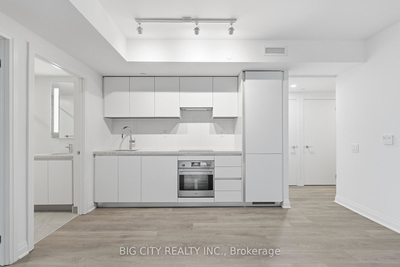 25-frederick-todd-way-toronto-east-york-ontario-c13807464