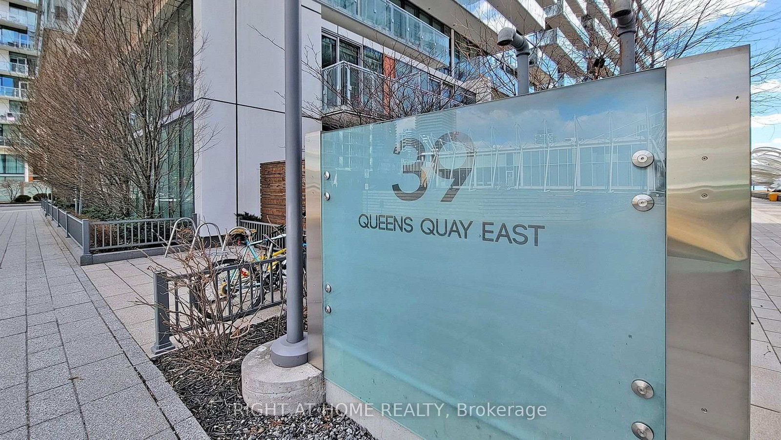 39-queens-quay-e-toronto-toronto-ontario-c13807470