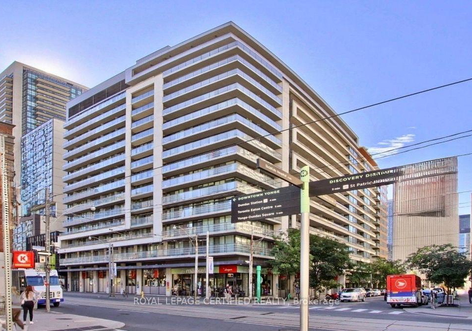 111-elizabeth-street-toronto-toronto-ontario-c13807620