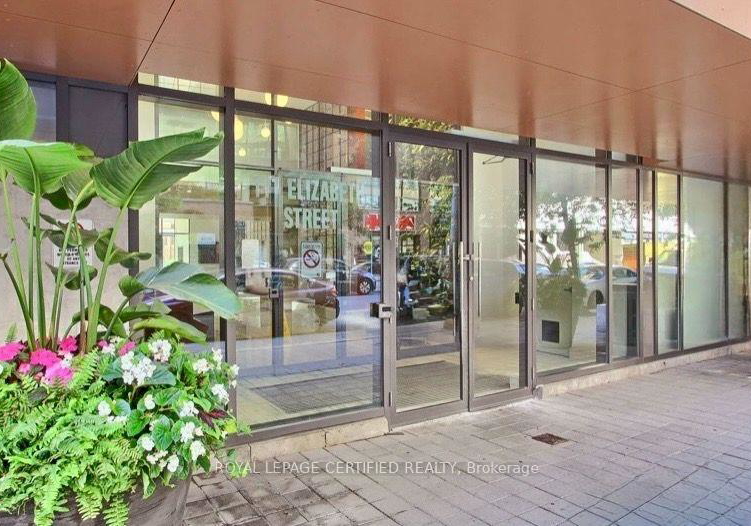 111-elizabeth-street-toronto-toronto-ontario-c13807620