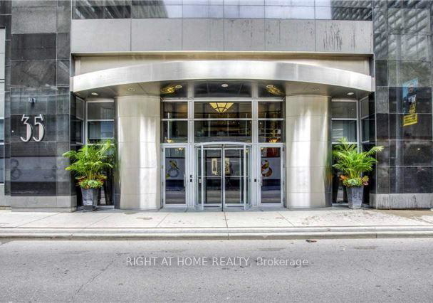 35-balmuto-street-toronto-toronto-ontario-c13807742