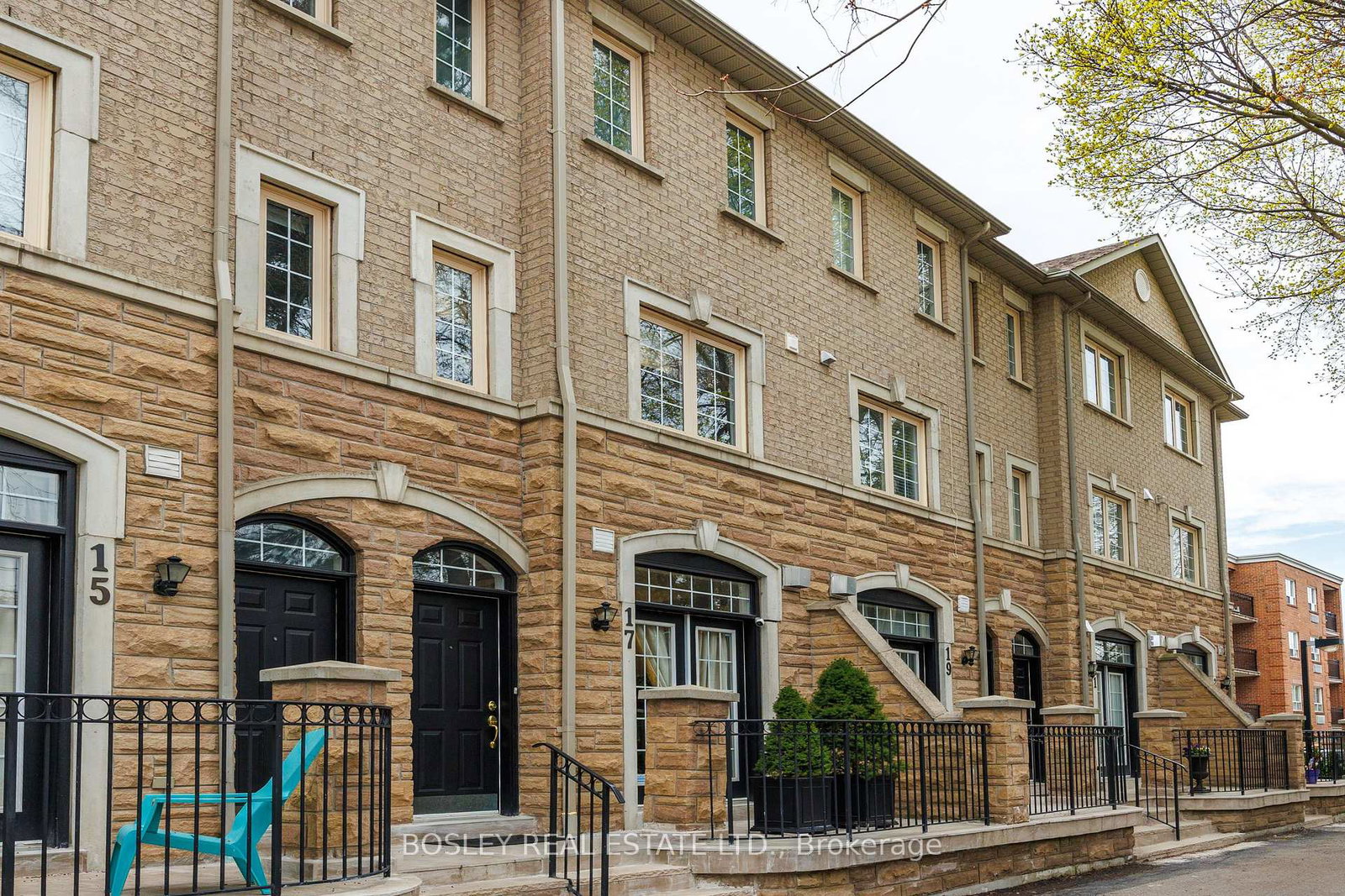 17-krawchuk-lane-toronto-east-york-ontario-c13808324