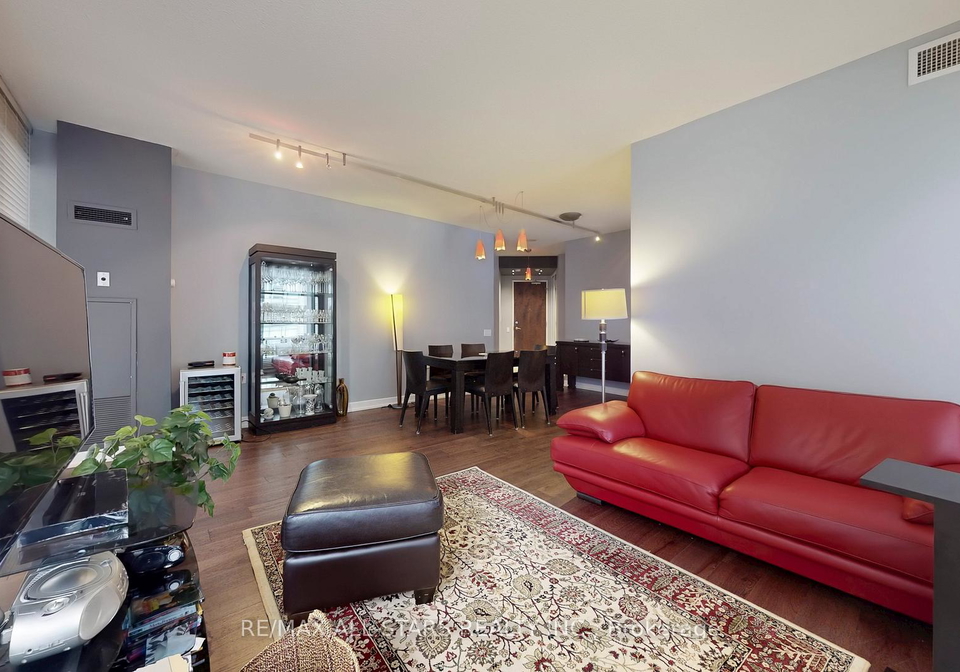 85-bloor-street-e-toronto-toronto-ontario-c13808714