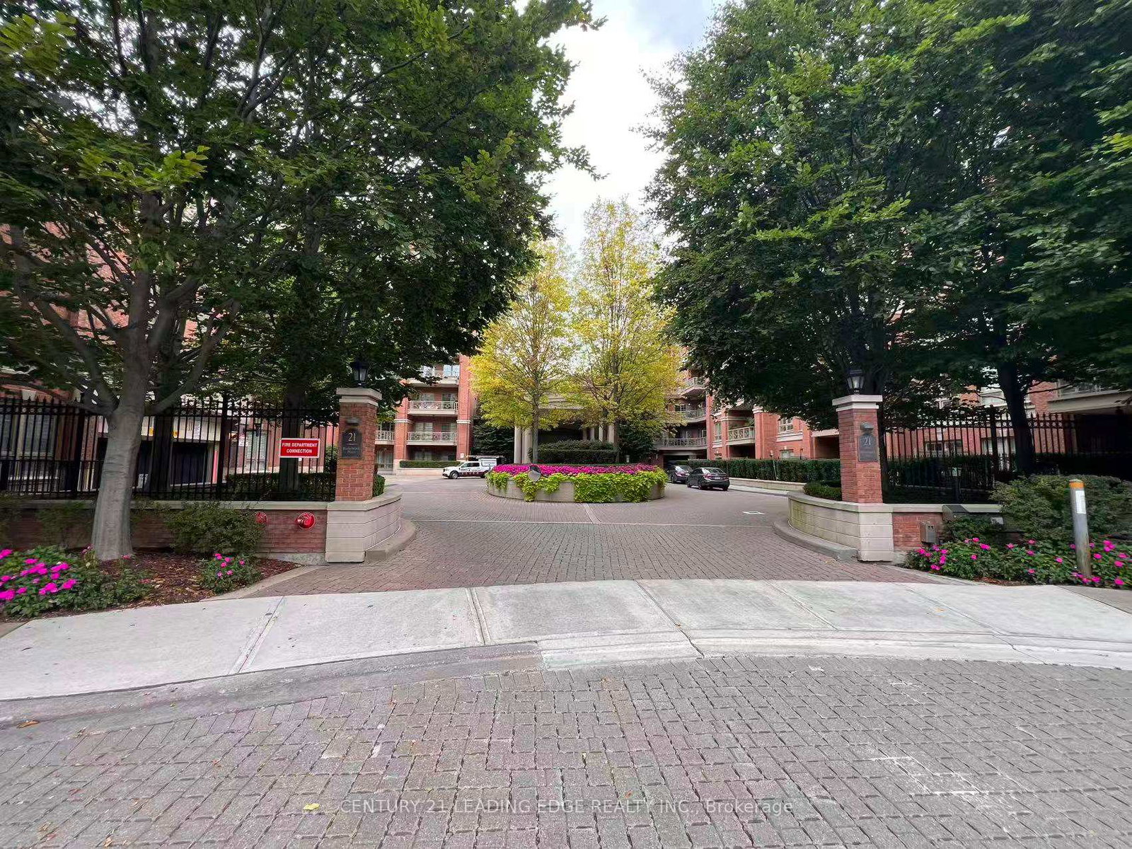 21-burkebrook-place-toronto-north-york-ontario-c13809480