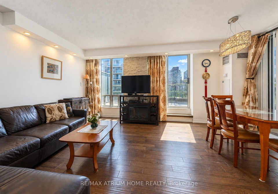 28-empress-avenue-toronto-north-york-ontario-c13809706