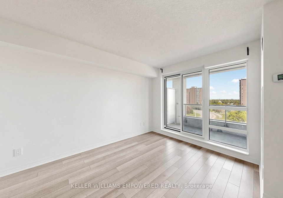 2015-sheppard-avenue-e-toronto-north-york-ontario-c13809758